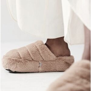 Free People It's a Vibe Faux Fur Platform Slipper Teddy‎ Taupe Women's 7 38